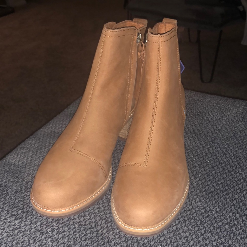 Toms booties